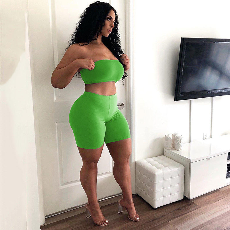 Women's Crop Top and Shorts Set with Elastic Waistband and Figure-Shaping Cut Lune London