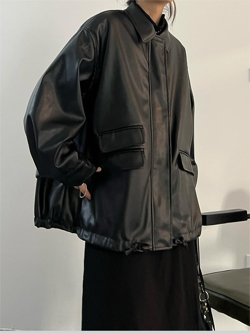 Lune London | Oversized black vegan leather jacket with zipper