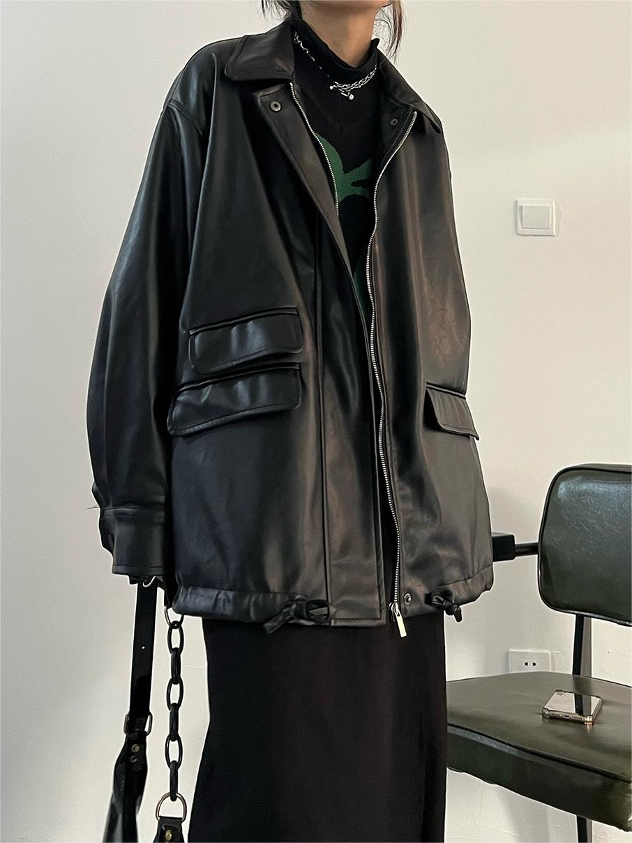 Lune London | Oversized black vegan leather jacket with zipper