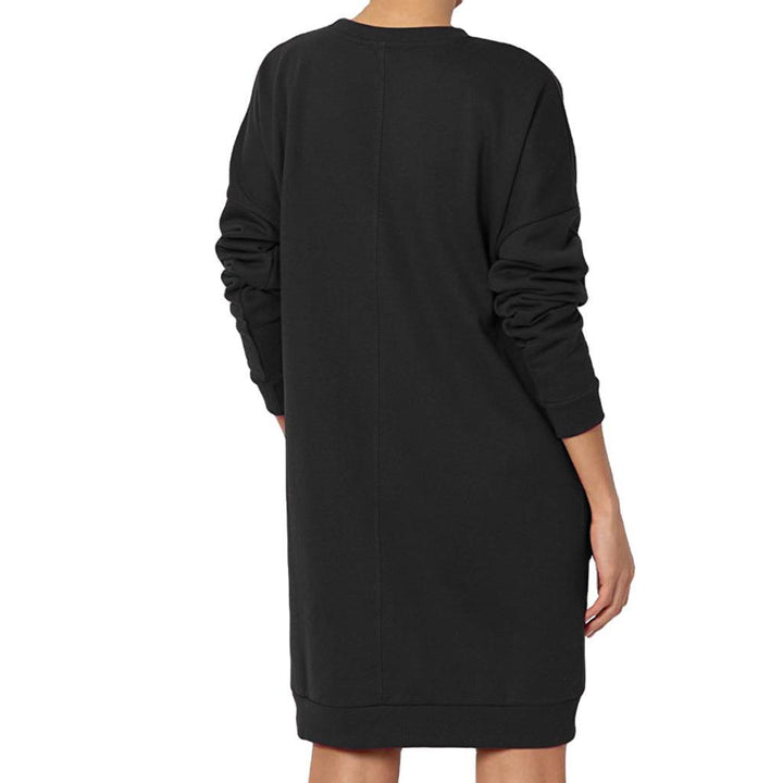 Casual sweatshirt dress for women with practical pockets and loose fit Lune London