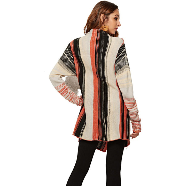 Cardigan féminin à la mode avec franges et motif rayé typique Chic & Stil