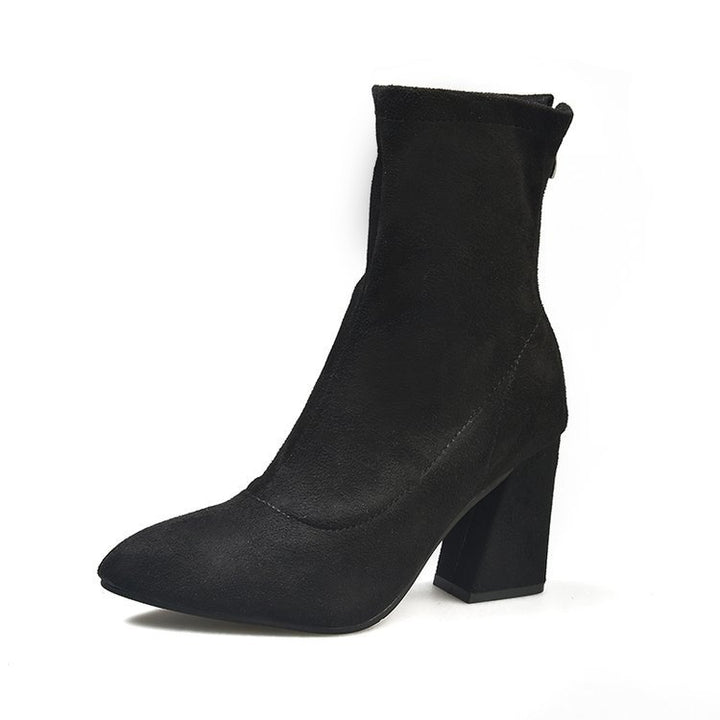 Elegant women's boots with a comfortable block heel Lune London