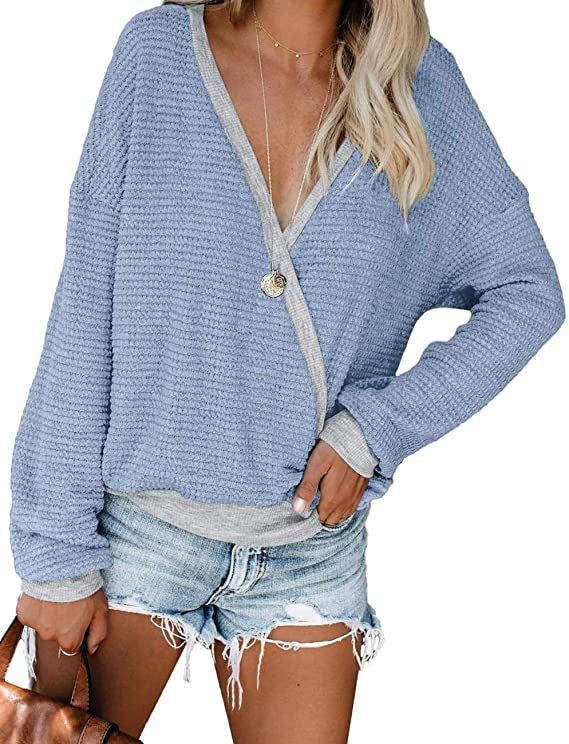Casual women's sweater with deep V-neckline and relaxed fit Lune London