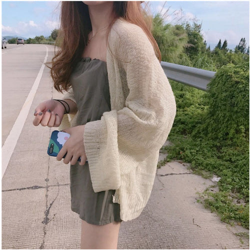 Casual knit cardigan for women with a front opening and wide sleeves Lune London