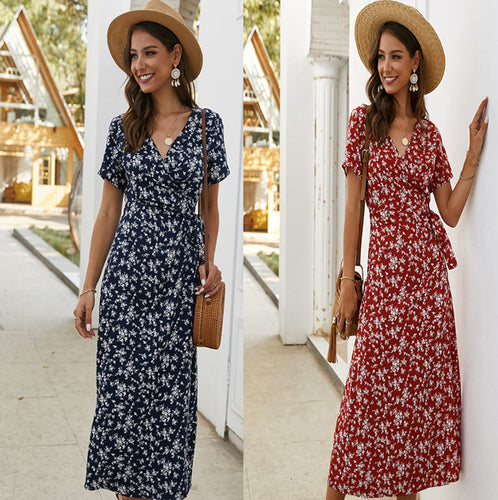 Robe Maxi Femme avec Design Floral en Enveloppement et Fermeture Élégante au Niveau de la Poitrine Chic & Stil