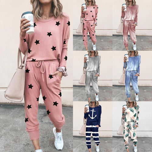 Casual lounge set for women with floral pattern and elastic waistband Lune London