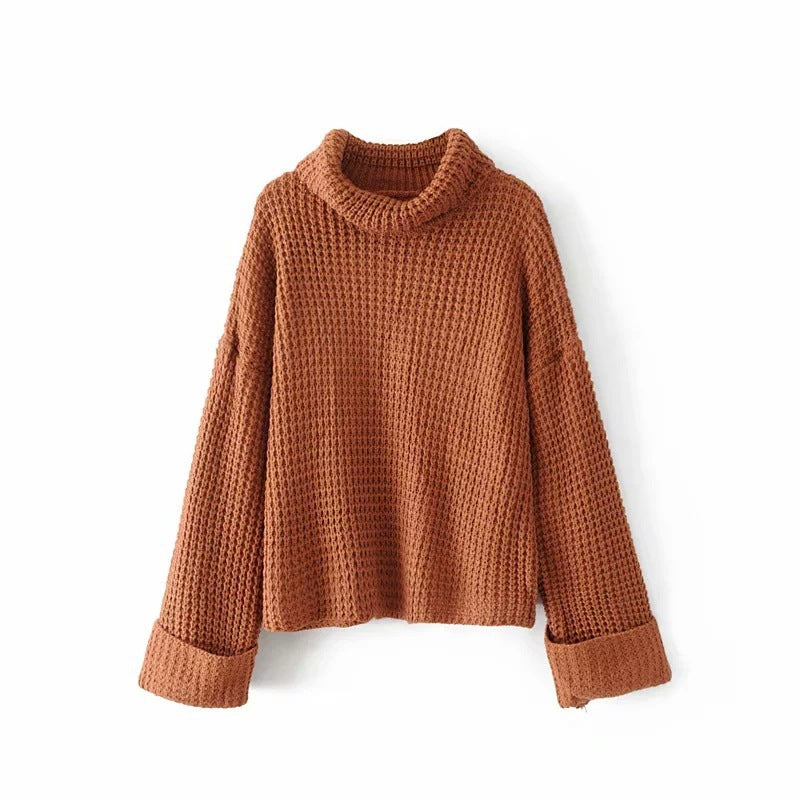 Thick knit sweater for women with casual turtleneck and raglan sleeves Lune London
