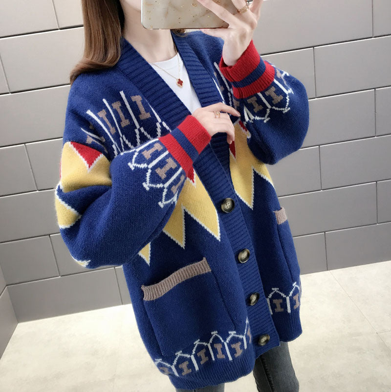 Knitted pattern jacket for women with large pockets and button details Lune London