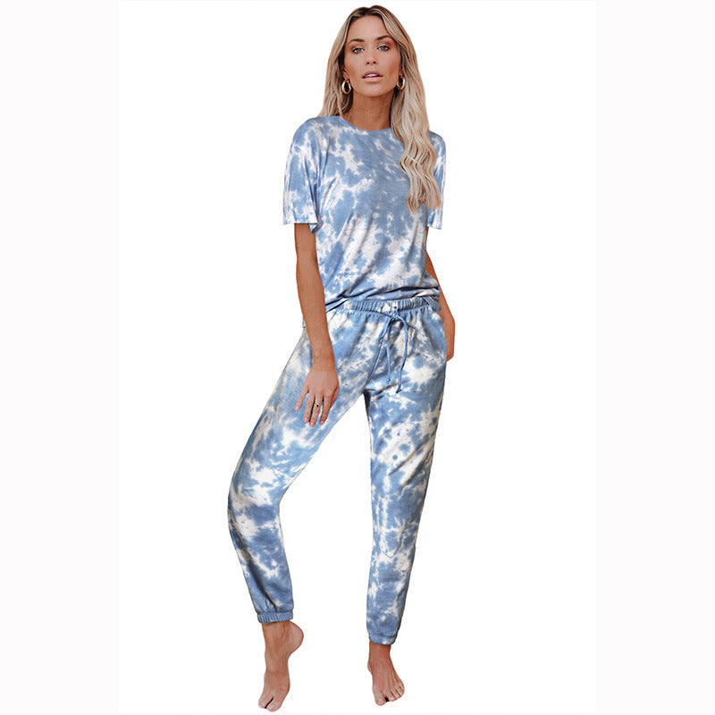 Fashionable casual set for women in batik style Lune London