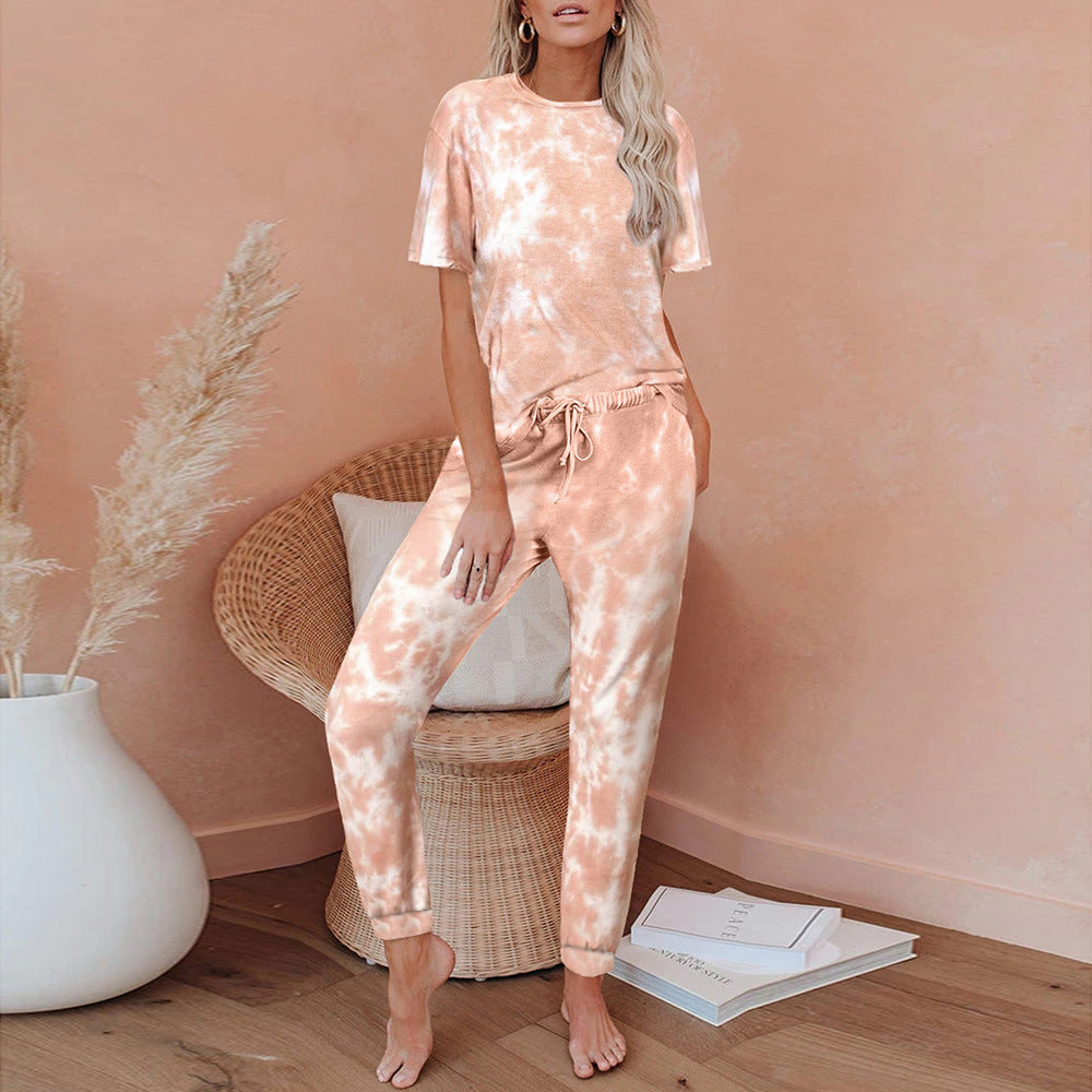 Fashionable casual set for women in batik style Lune London