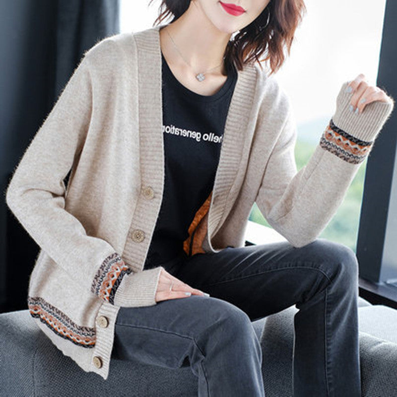Knitted jacket for women with elegant button details and a trendy crochet trim Lune London