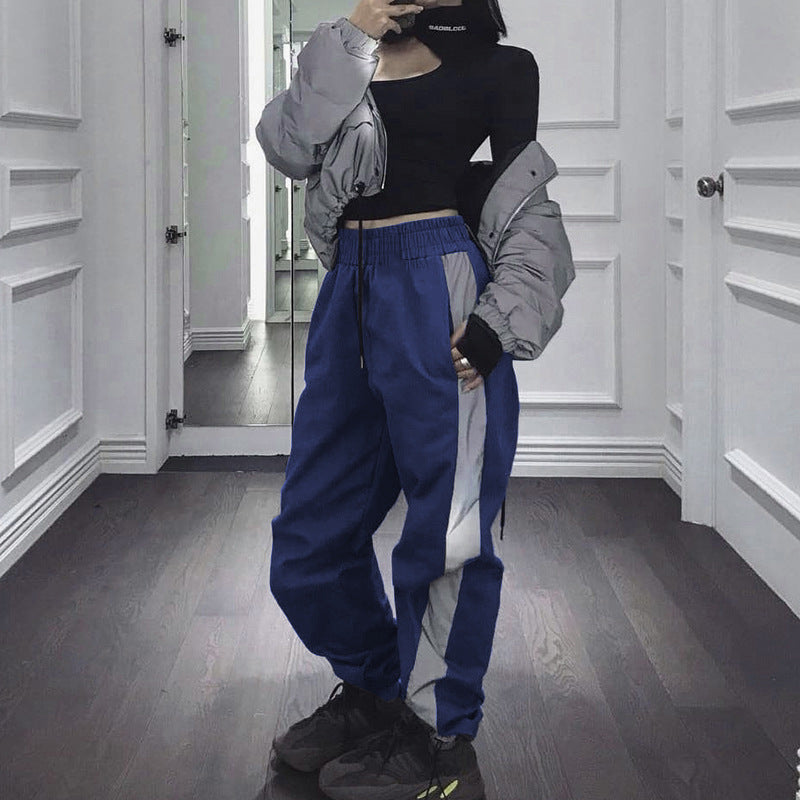 Women's sports outfit with reflective accents Lune London