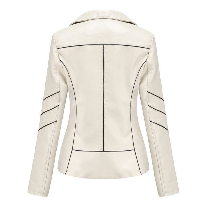 Trendy faux leather jacket for women with a structured design Chic und Stil