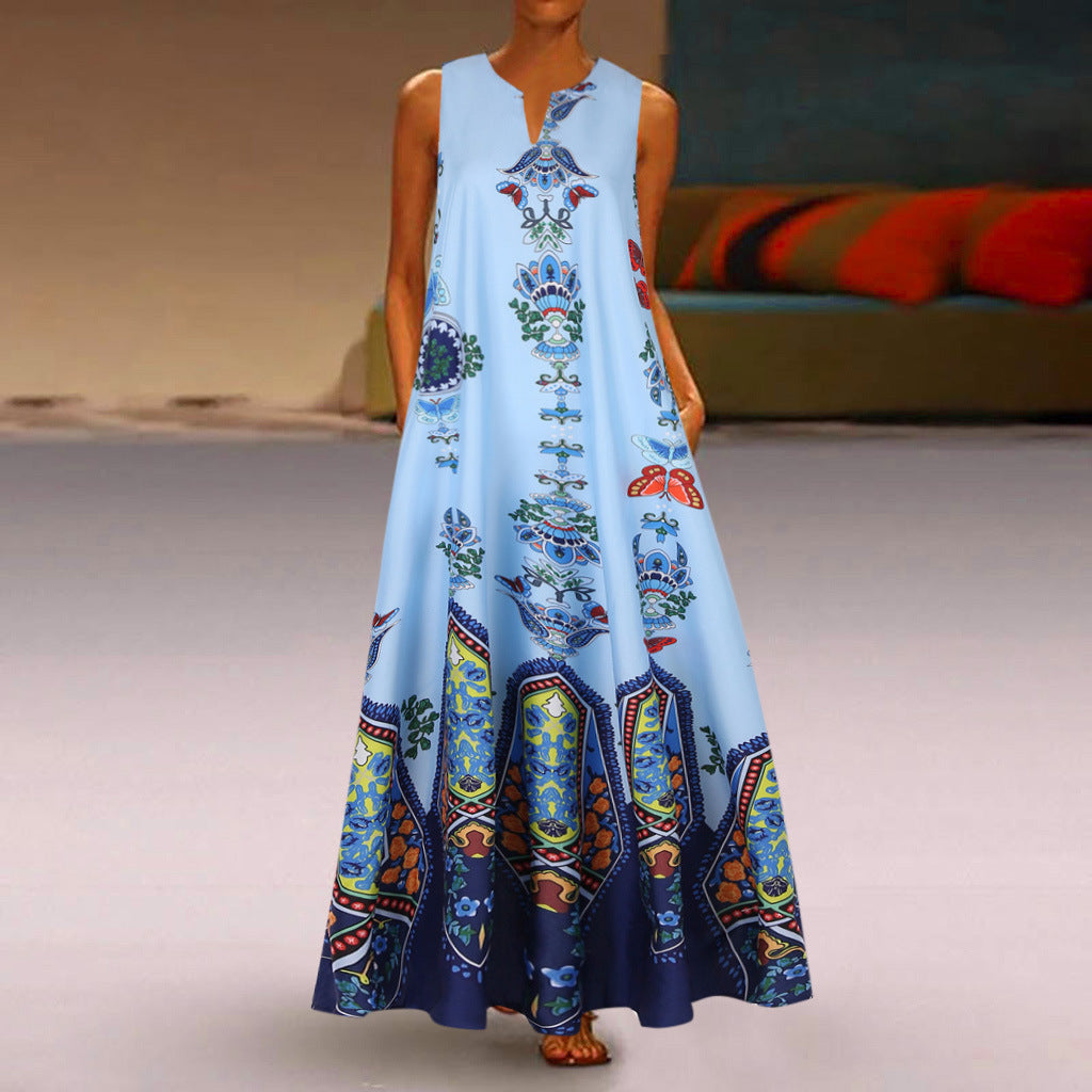 Women's maxi dress with floral design and flared hem Lune London