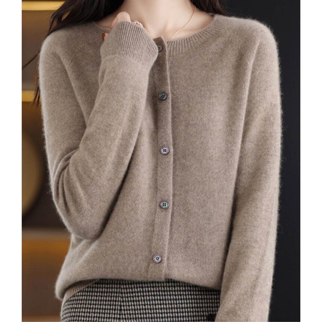 Lune London | Merino Wool Women's O-Neck Cardigan Sweater
