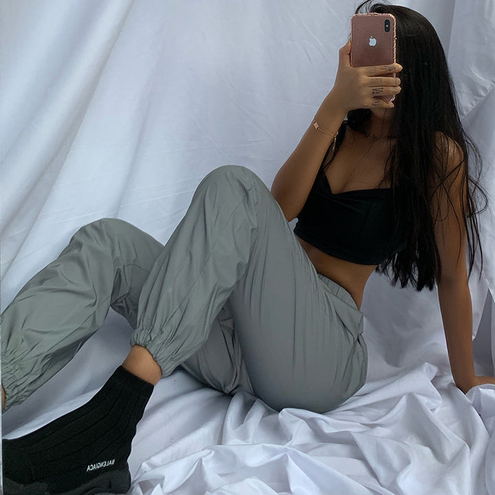 Pantalons décontractés pour femmes avec poches latérales et taille élastique Lune London