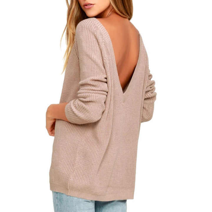 Casual knit sweater for women with plunging neckline at the back and oversized fit Lune London