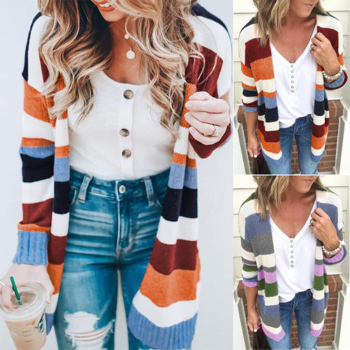 Cardigan tricoté décontracté pour femmes avec des rayures modernes Chic & Stil