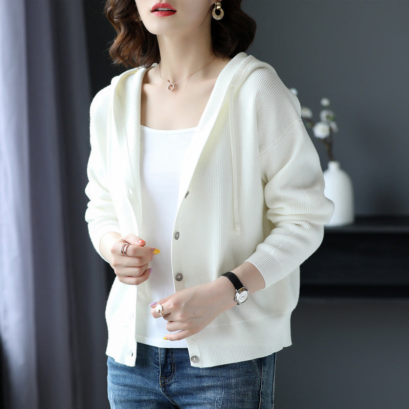 Women's knitted jacket with hood and button closure Lune London