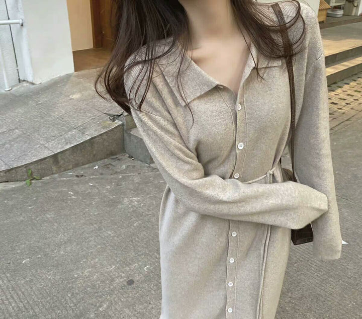 Robe tricotée mi-longue pour femme avec ceinture et fermeture à boutons Chic & Stil