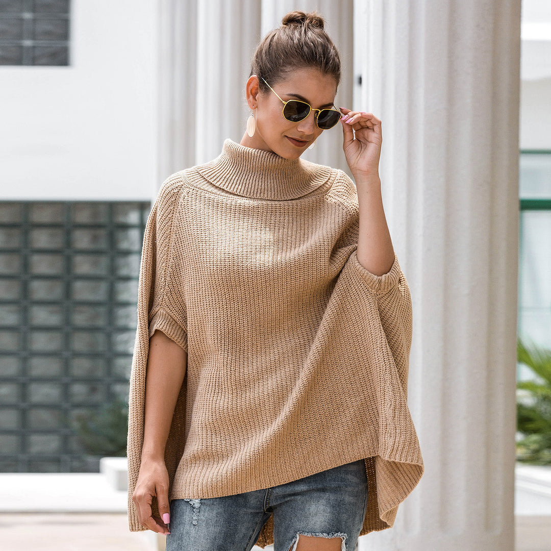 Sweater cape for women with a structured design and a loose fit Lune London
