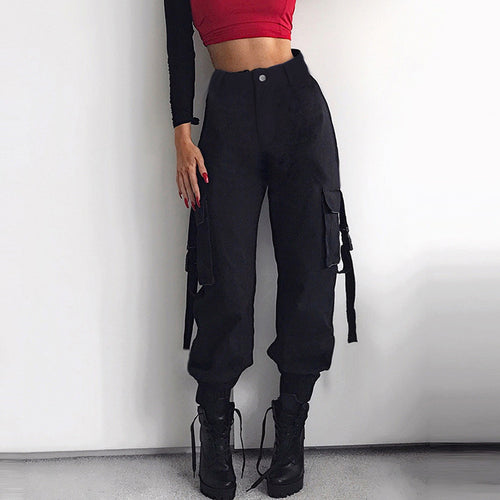 Women’s cargo pants with elastic waist and practical side pockets Lune London