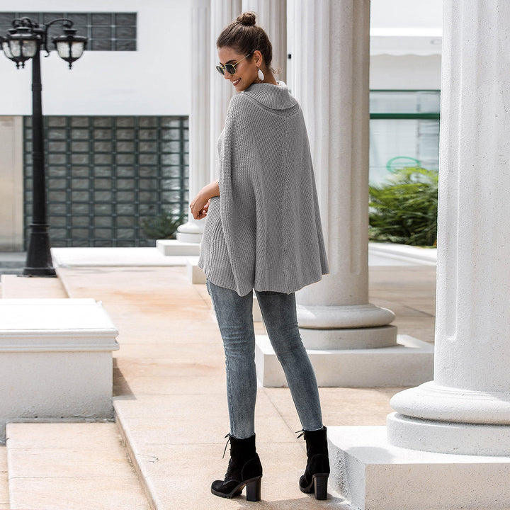 Sweater cape for women with a structured design and a loose fit Lune London