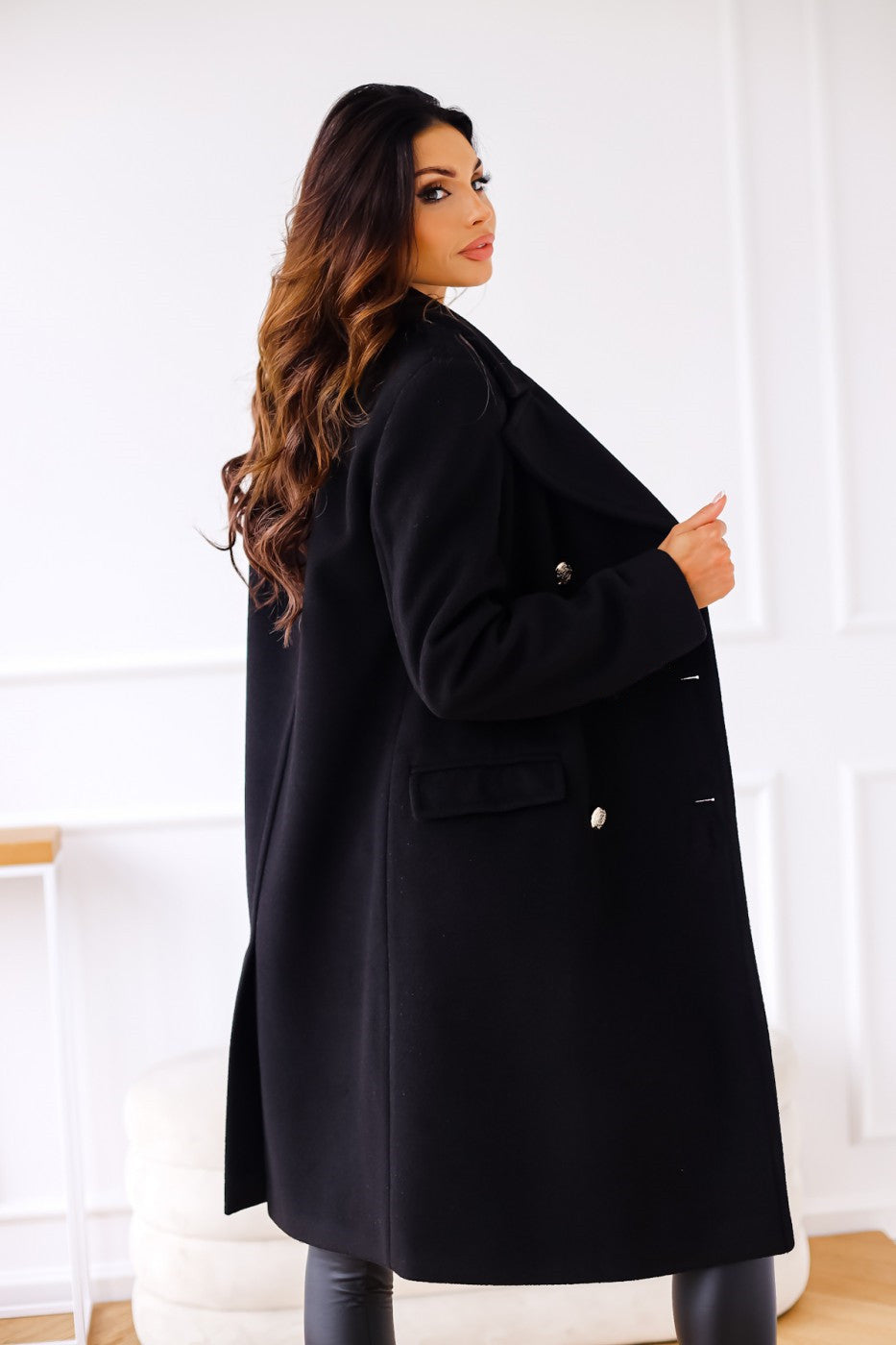 Lune London | Coat - Double-breasted - Wool blend - Tailored fit - Classic width lapels
