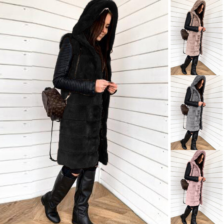 Ladies trendy hooded coat in faux fur Lune London