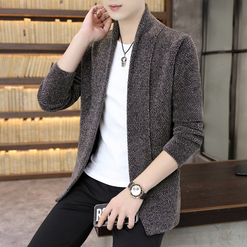 Fashionable knit jacket for men with a sleek cut and soft material Lune London