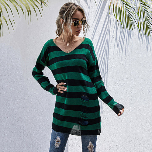 Pull en tricot surdimensionné pour femmes avec décolleté en V profond et motif à rayures tendance Chic & Stil