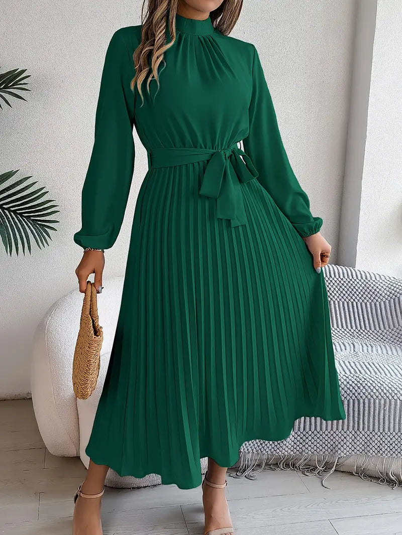 Lune London | Simple Dress with Stand-Up Collar and Pleated Belt