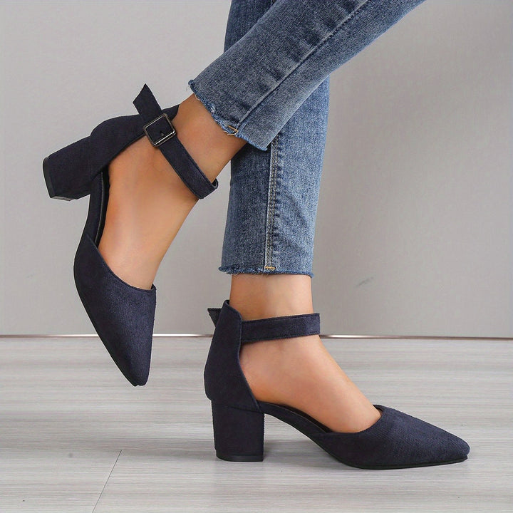 Lune London | Women's sandals with block heel lacing, with ankle strap, elegant