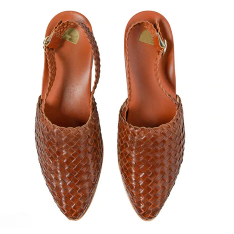Chic und Stil | Handwoven Sandals