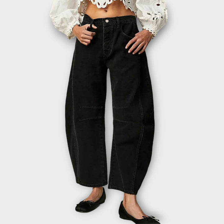 Lune London | Stylish Loose-Fitting Jeans