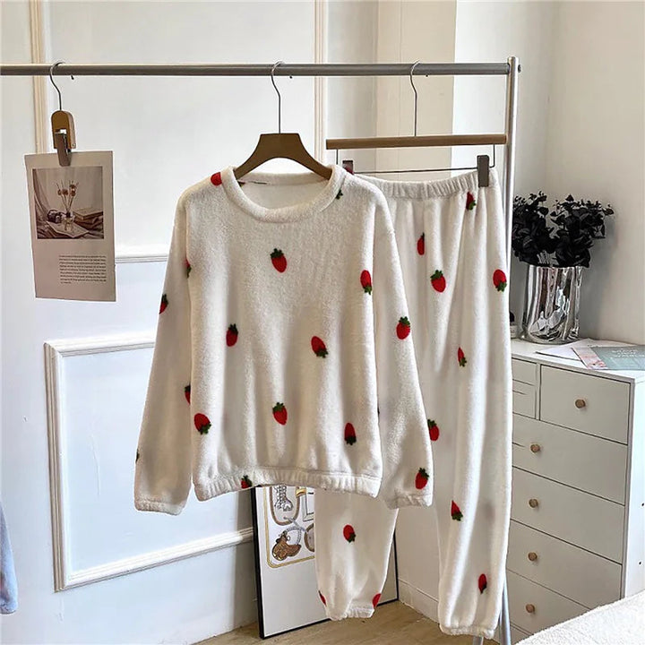 Lune London | Fleece Comfort Pajamas - Soft, Warm and Comfortable in 7 Trendy Variants
