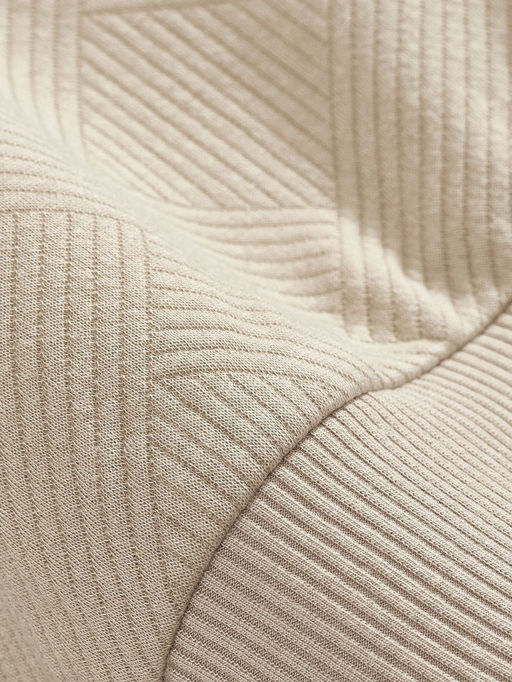 Lune London | Half zip sweater with textured pattern - Smart-casual style for everyday and office