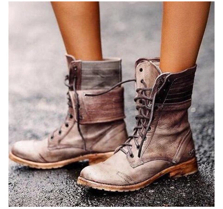 Lune London | Elegant boots with laces in the front