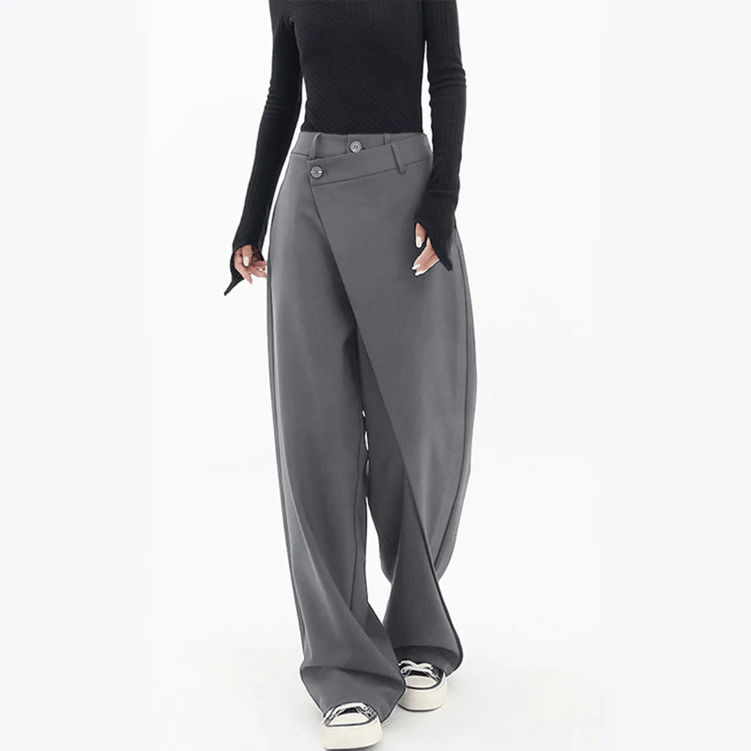 Lune London | Wide pants - Asymmetrical & luxurious wide pants by Isabella Vionnet