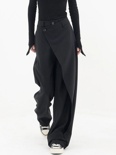 Lune London | Asymmetric baggy pants
