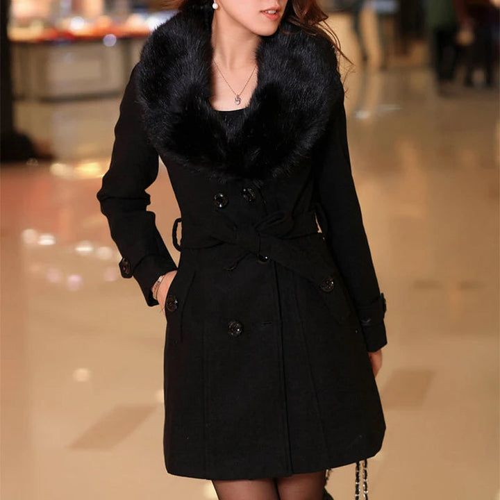 Lune London | Luxurious Fur Coat for the Discerning Woman