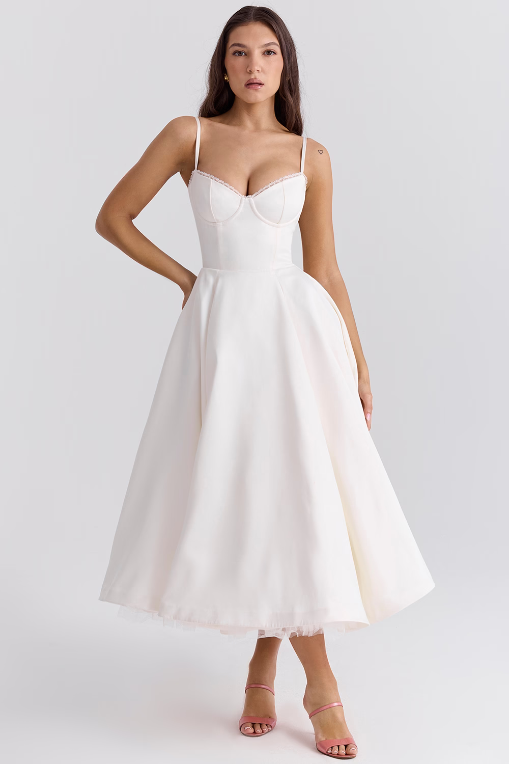Lune London | Elegant slimming dress for women