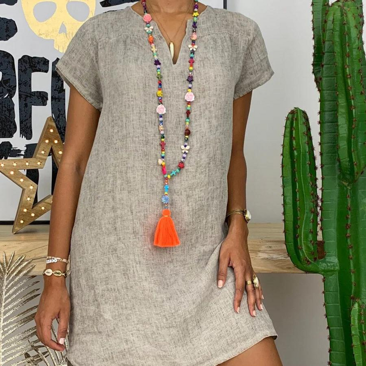 Lune London | Stylish mididress with V-neck made of linen for women