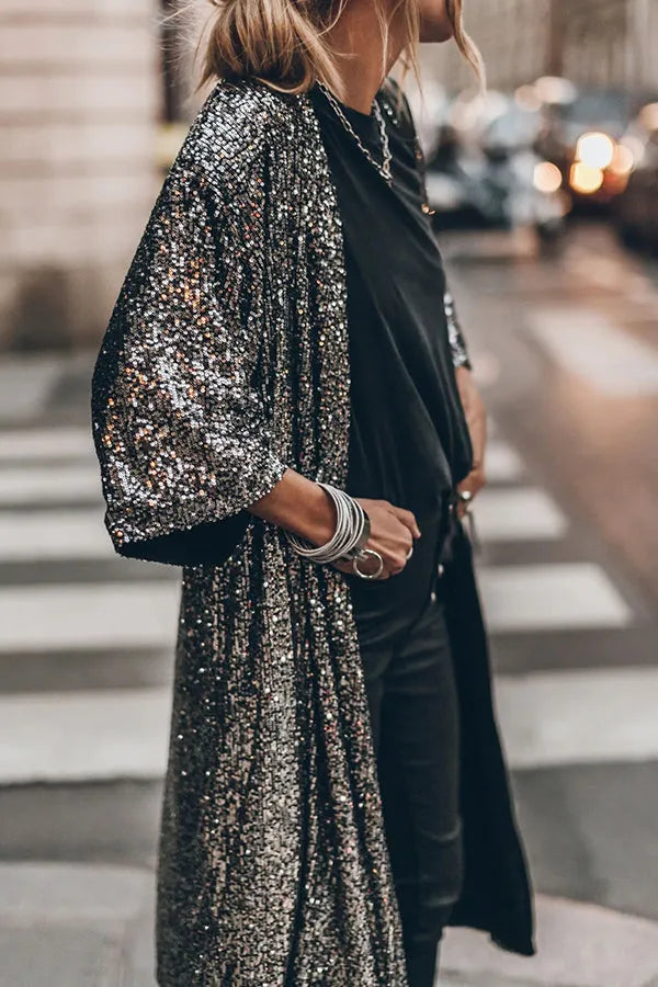 Lune London | Glamour Kimono Made Of Sequins with Keyhole