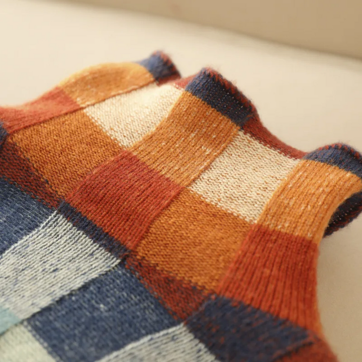 Lune London | Cozy colorblock plaid sweater for everyday style