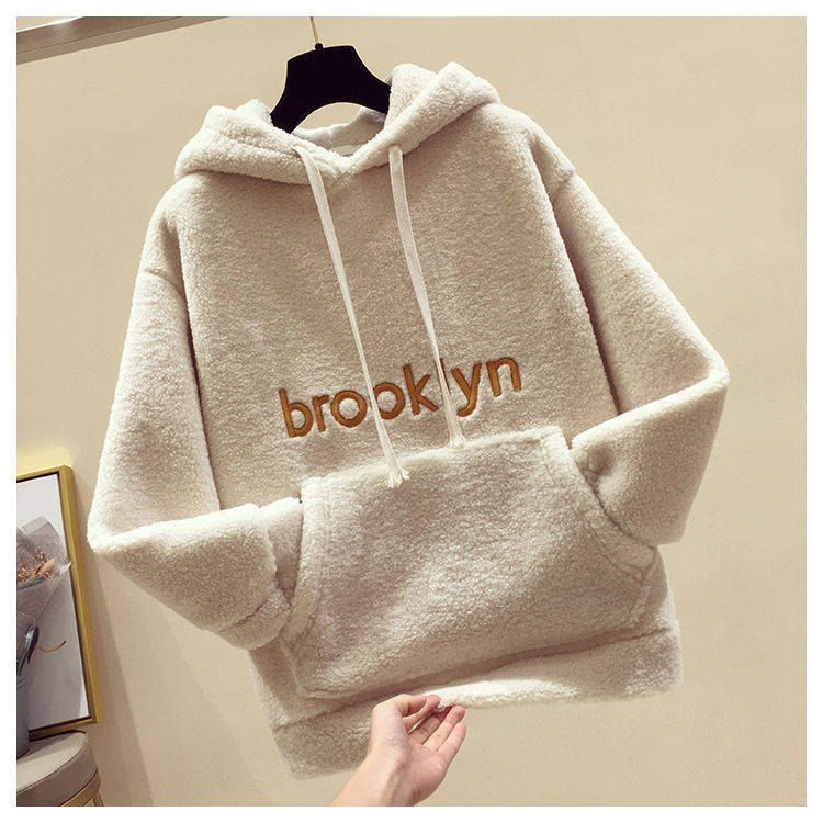 Ladies Cozy Fleece Hoodie with Kangaroo Pocket Chic & Stil
