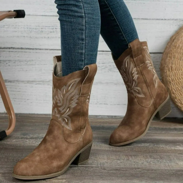 Lune London | Classic Western Deep V for Women