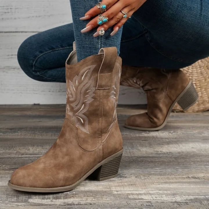 Lune London | Classic Western Deep V for Women