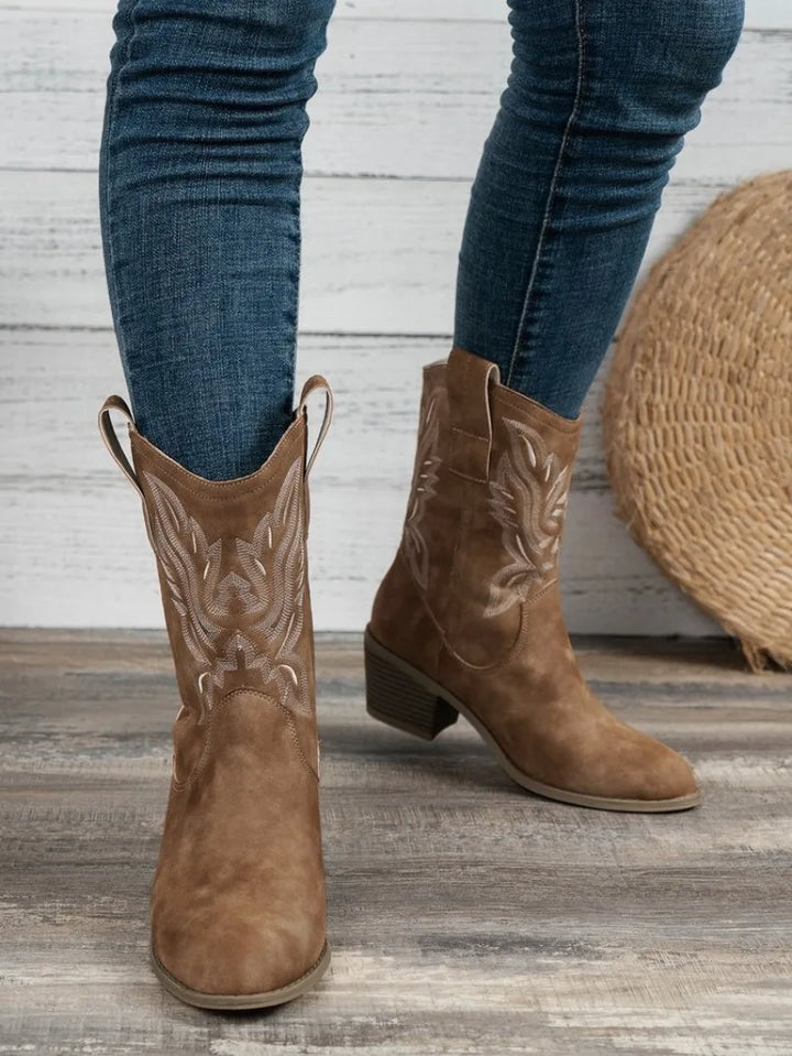 Lune London | Classic Western Deep V for Women