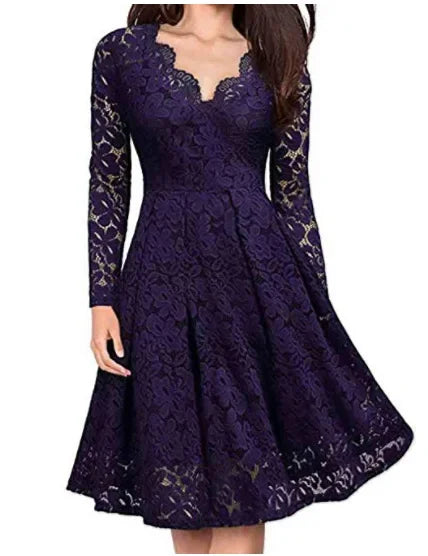 Lune London | Lace dress with V neck